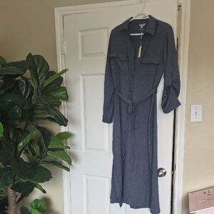 Max Studio Charcoal Long Sleeve Dress